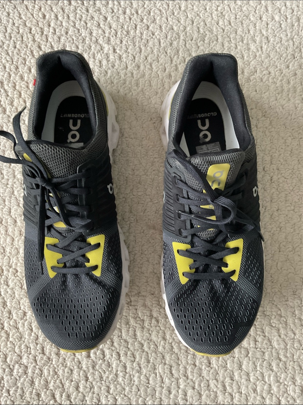On Cloudswift men’s runners